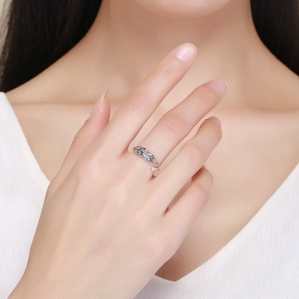 MsRosy FEATHER WINGS ADJUSTABLE FINGER RING - msrosy